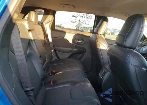 2019 Jeep Cherokee Trailhawk z USA, uszkodzony, nr VIN 1C4PJMBX4KD310600